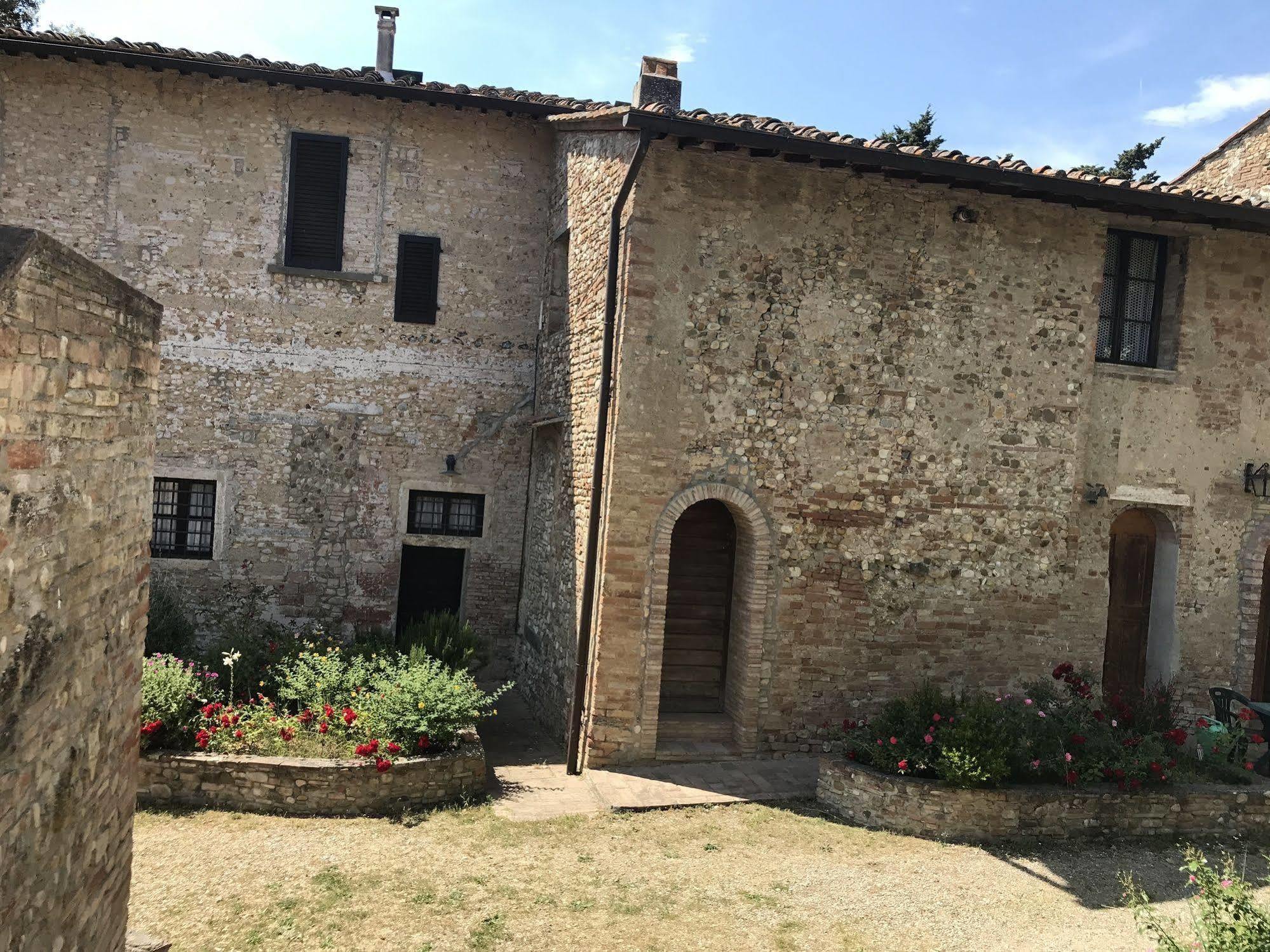 Castello Di Fezzana Leilighet Montespertoli Eksteriør bilde